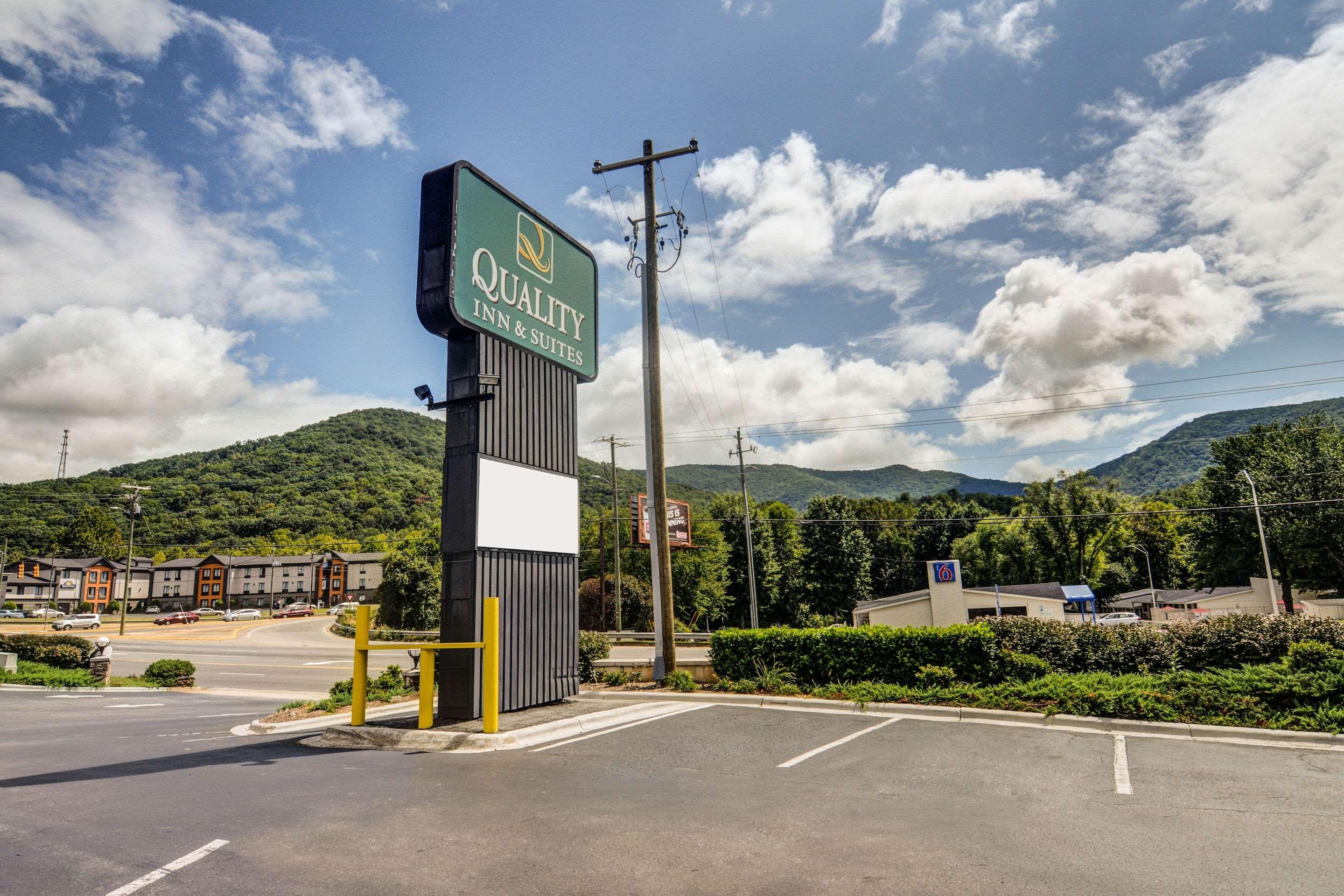 Quality Inn & Suites Biltmore East Asheville Exterior photo